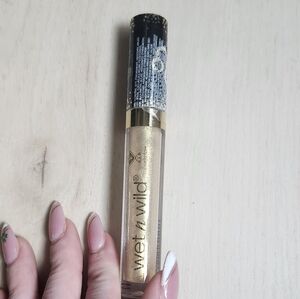 Wet n Wild | Gold "Leo" Sparkle Lip Gloss (BUNDLE ITEM ONLY)